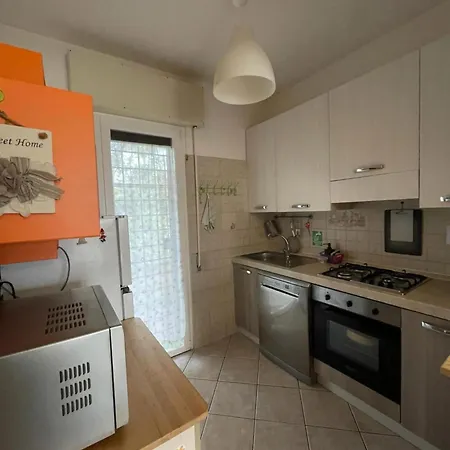 House - Seaview &